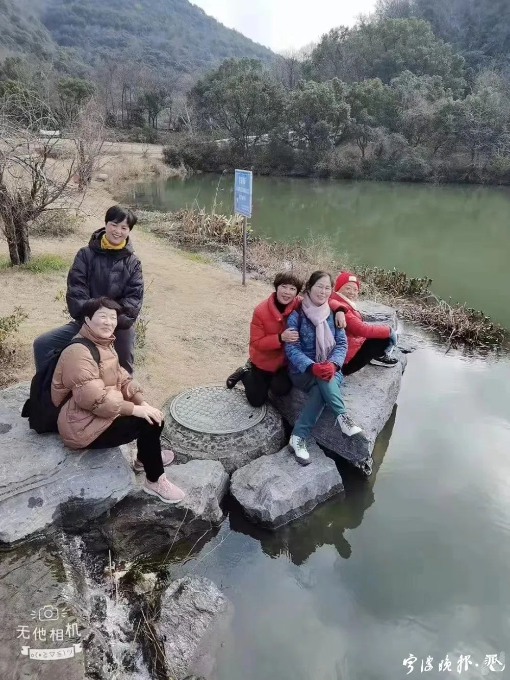 DƬ